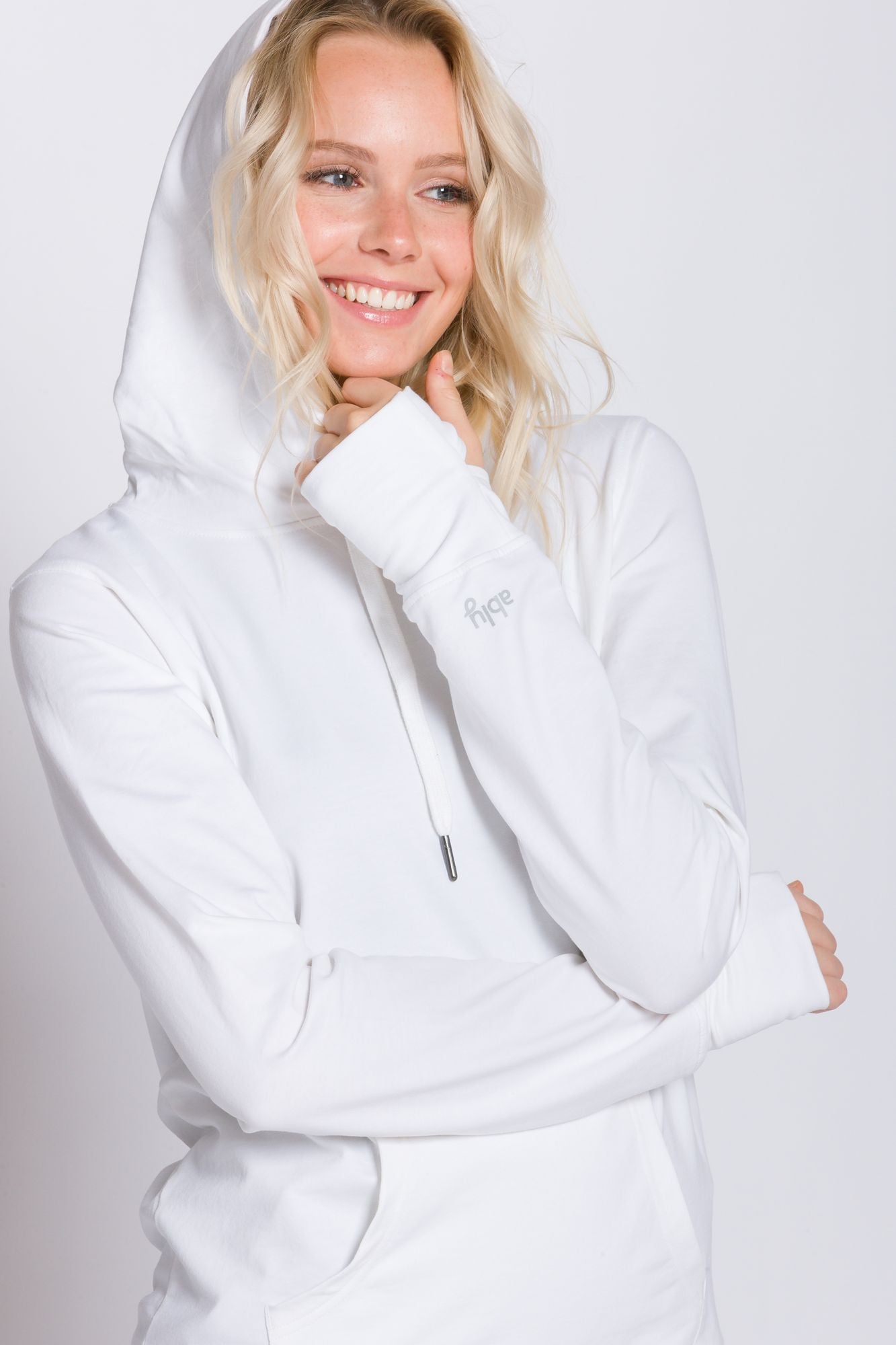 【新品未使用】ルイスドッグ Humble White Hoody XSサイズ Chelsea | Women's Anti-Stain Hoodie – Ably Apparel