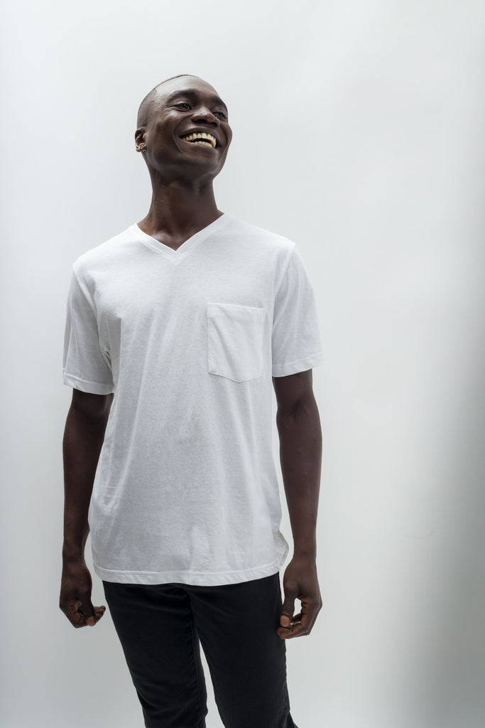 Oliver | Men\'s Anti-Stain Cotton Linen Blend V-Neck Pocket T-Shirt – Ably  Apparel