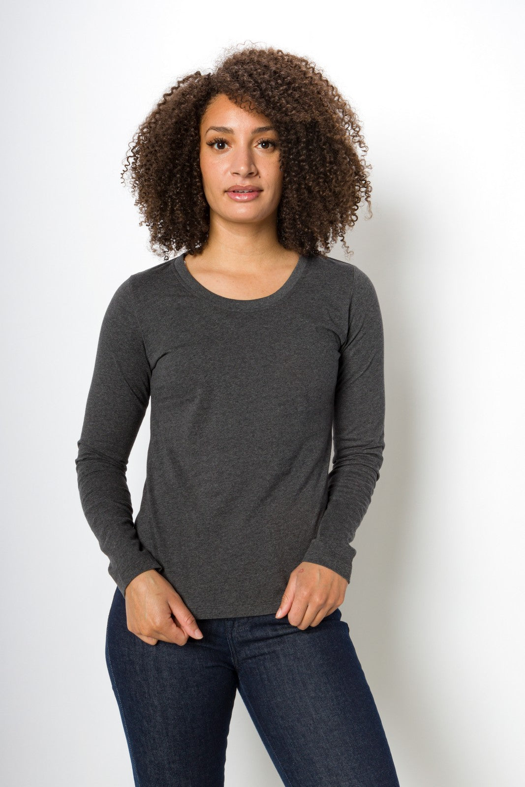 Pamela Heavy Tee | Women's Long Sleeve Crew Neck