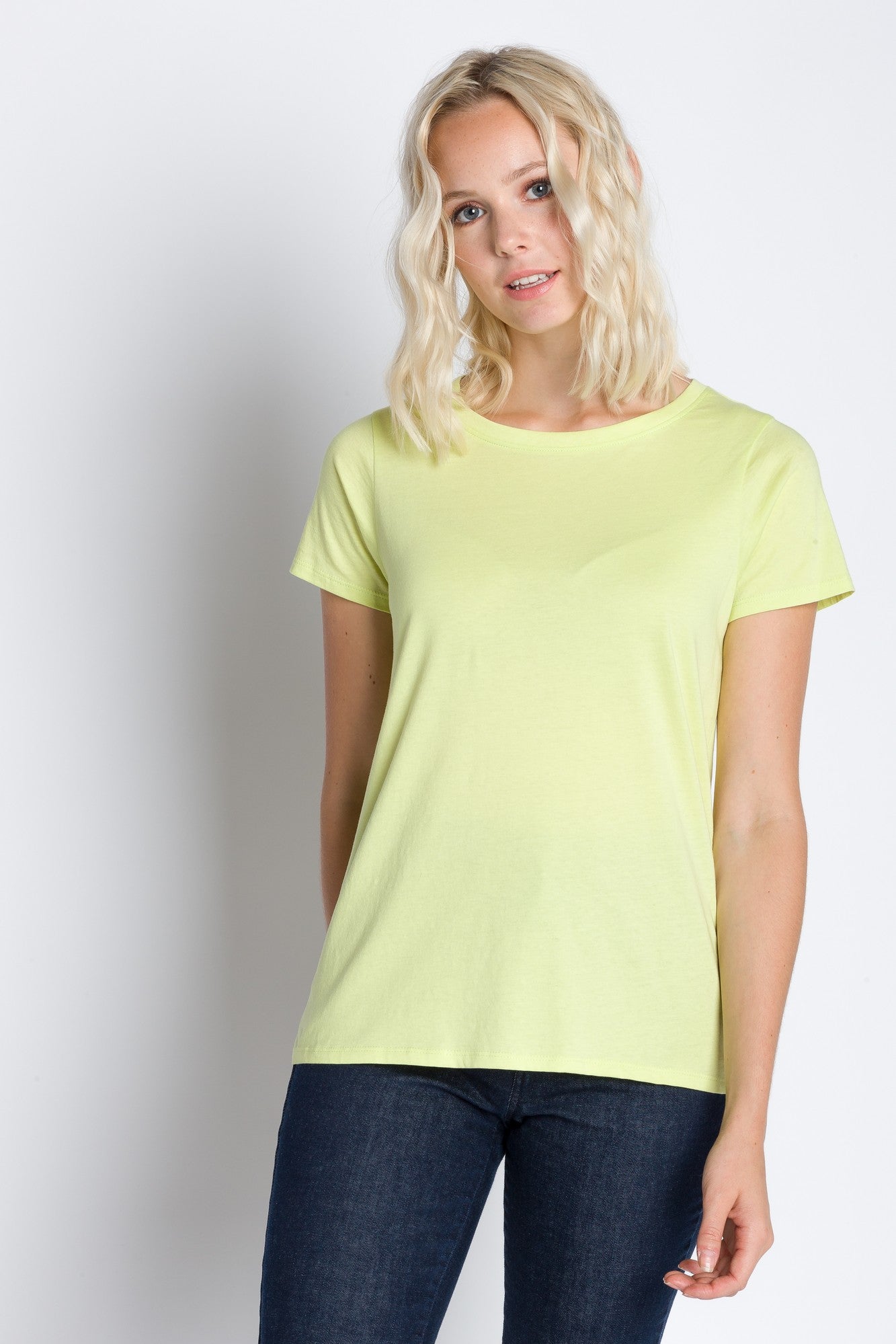 Daffodil | Women's Anti-Stain Pocket-less Tee